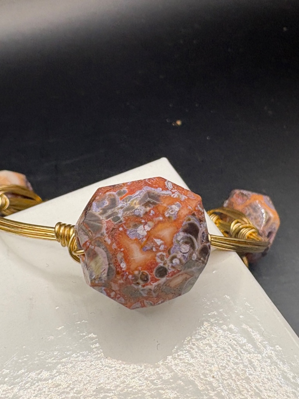 Bourbon & Bowties Natural Neutral Chunky Stone Bangle EUC - Picture 6 of 7